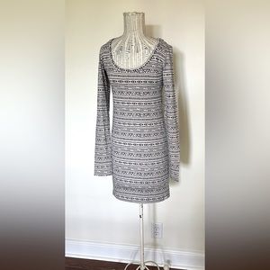 Billabong long sleeve dress.
